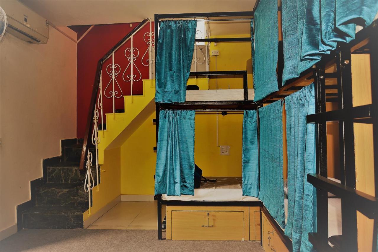 Bunkmates Hostel New Delhi Exterior photo